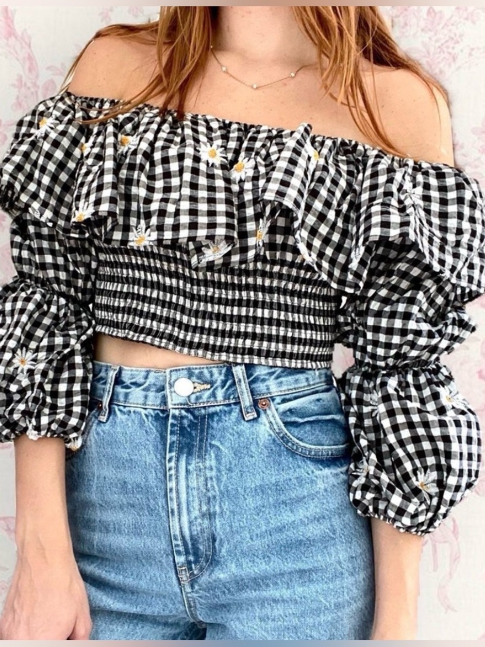 Gingham Daisy Print Puff Sleeve Crop Off the Shoulder Peasant Top. Size M